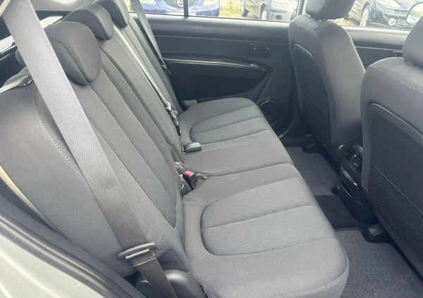 Kia Carens cena 14900 przebieg: 199000, rok produkcji 2008 z Szczecin małe 742